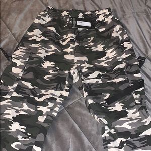PrettyLittleThing Tall Grey Camo Cargo Trousers